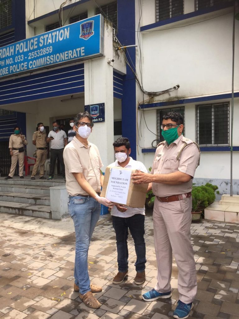 KOLKATA DIARY: Corona Cripples City of Light